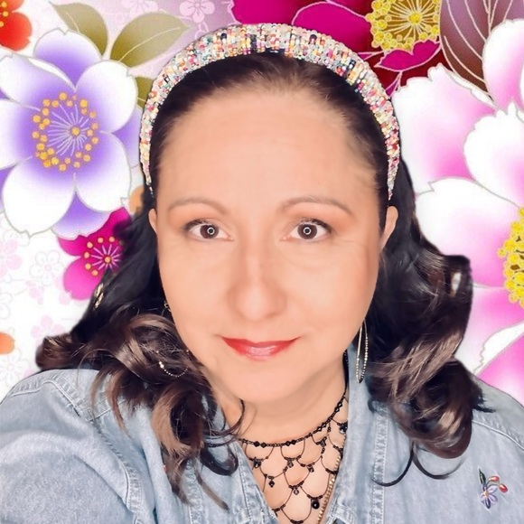 🪩⭐️ Join My Posh Live Show ⭐️🎊 - Picture 3 of 15